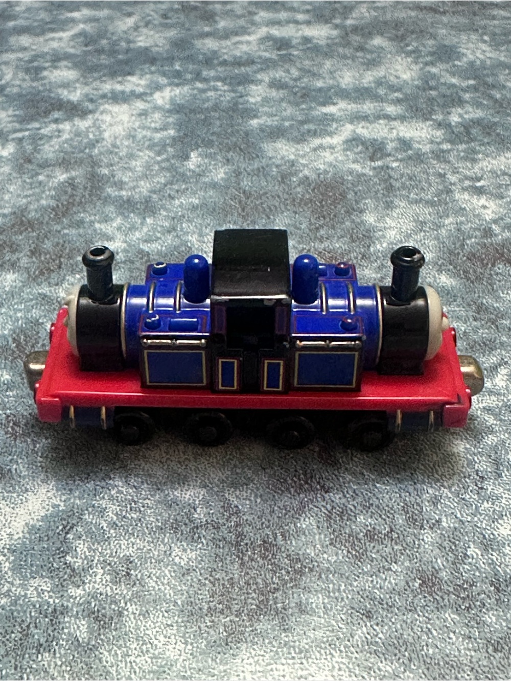 Thomas & Friends Railway Mighty Blue and Red Engine Toy 2006
